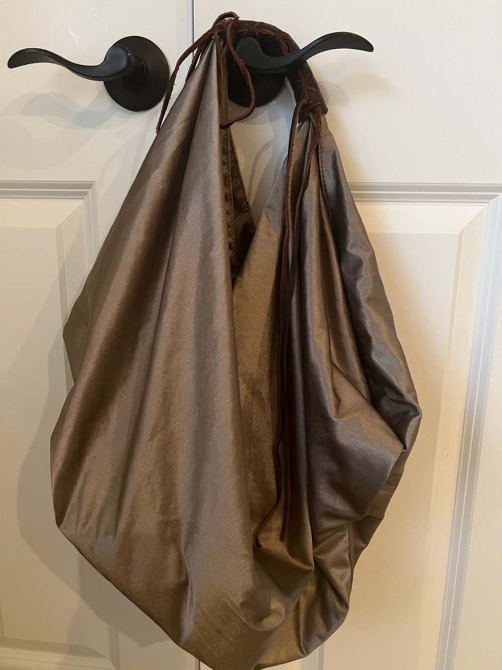Sundance Catalog Women’s Shimmer Tote Bag in Pewter New without tags.